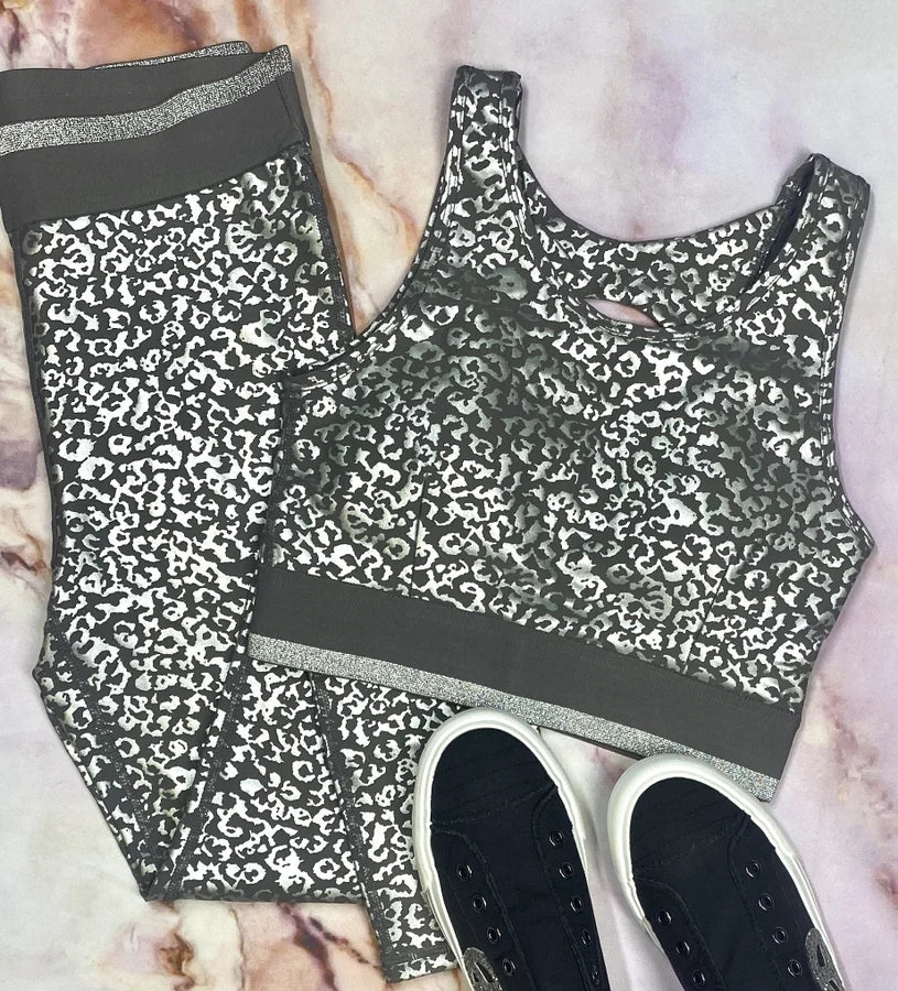 MONO B SILVER FOIL LEOPARD KEYHOLE BACK SPORTS BRA