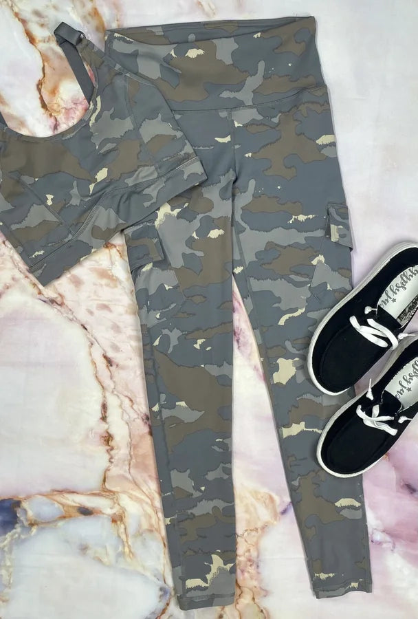 MONO B STONE CAMO CARGO HYBRID HIGHWAIST LEGGINGS
