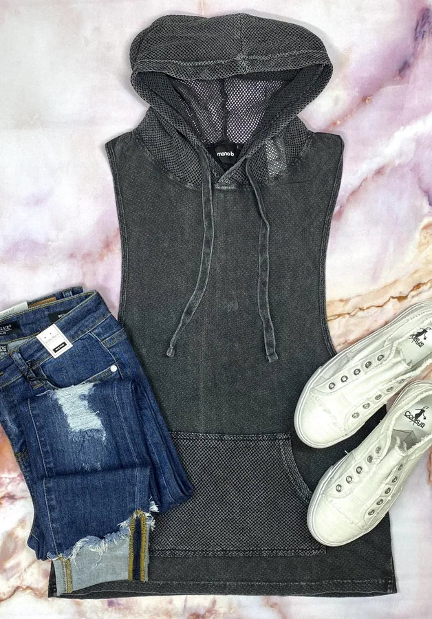 MONO B MINERAL WASH BLACK HYBRID MUSCLE TANK WITH HOOD
