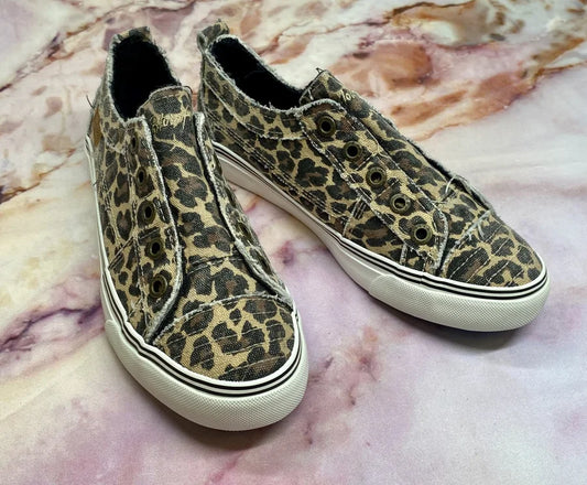 BLOWFISH ANIMAL PRINT SNEAKERS