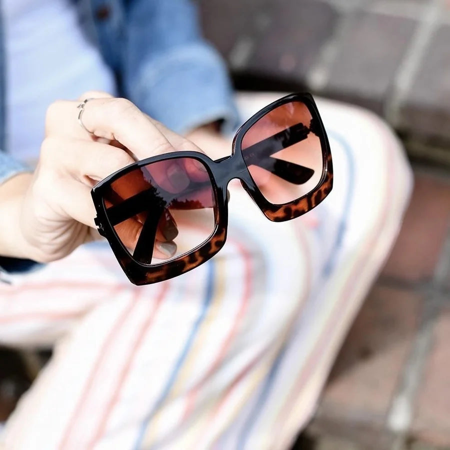 Megan Oversized Sunglasses- Tortoise