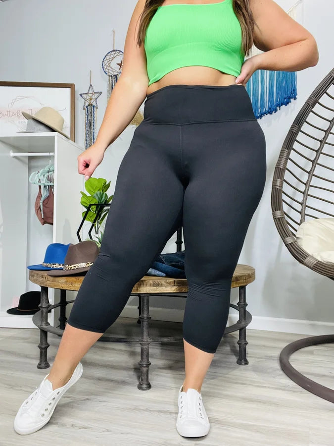 "Ready, Set, Refresh" Black Capri Leggings - Reg/Plus