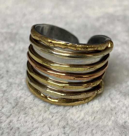 ANJU MIXED METAL RIBBED DESIGN CUFF RING