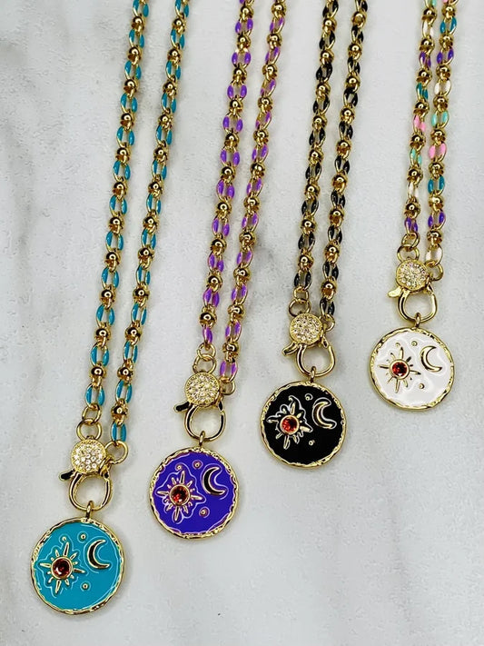 18" Enamel Link Chain w/ Moon/Star Pendant & Magnetic Closure