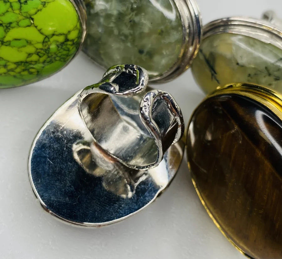 Big Assorted Stone Rings (5 Colors)