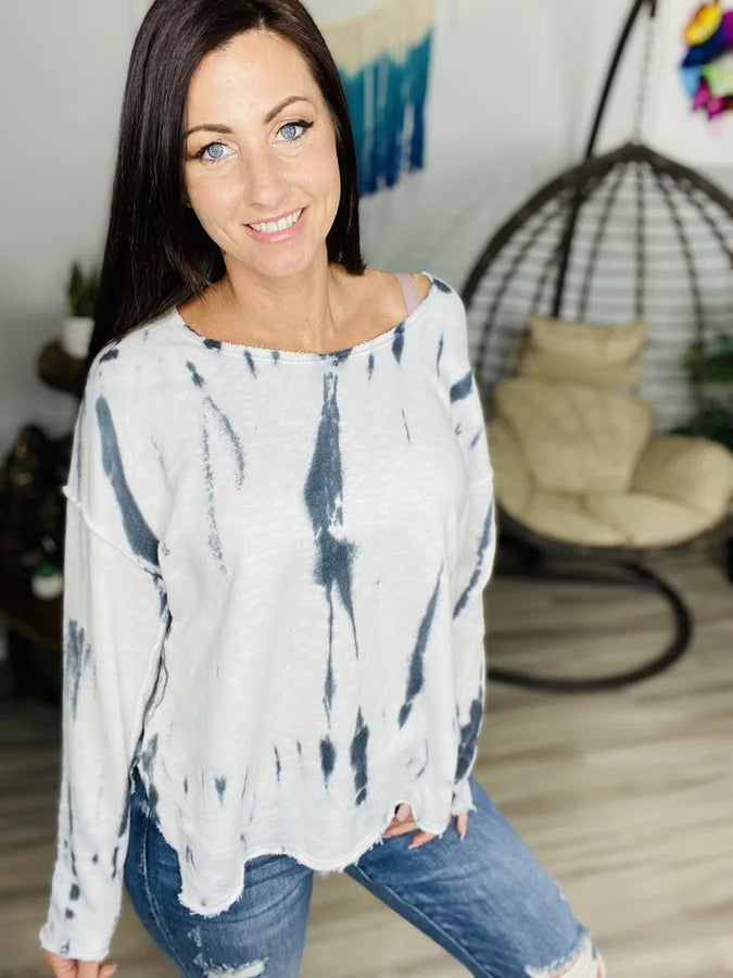 Reg. Ivory/Charcoal Tie Dye High-Low Long Sleeve Top