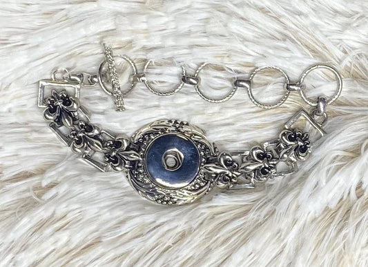 Fleur de Lis Single Snap Bracelet