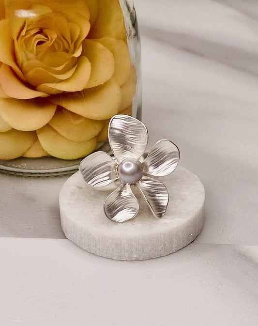 Pearl Silver Flower Elastic Ring by Periwinkle