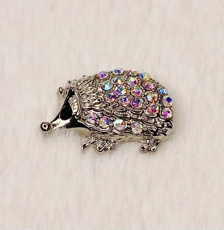 Rhinestone-Studded Hedgehog Snaps