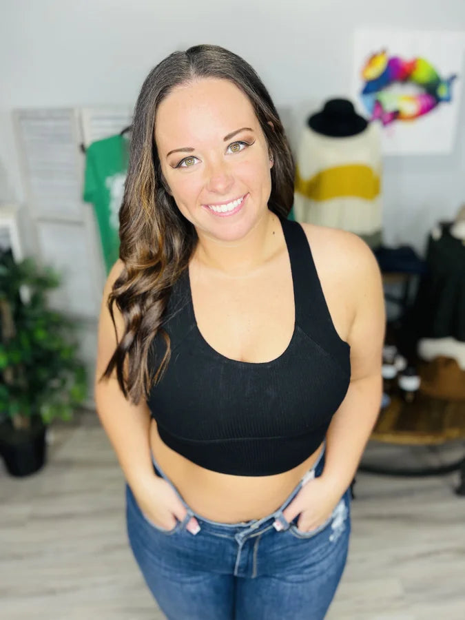 Reg/Plus Black Cropped Yoga Top
