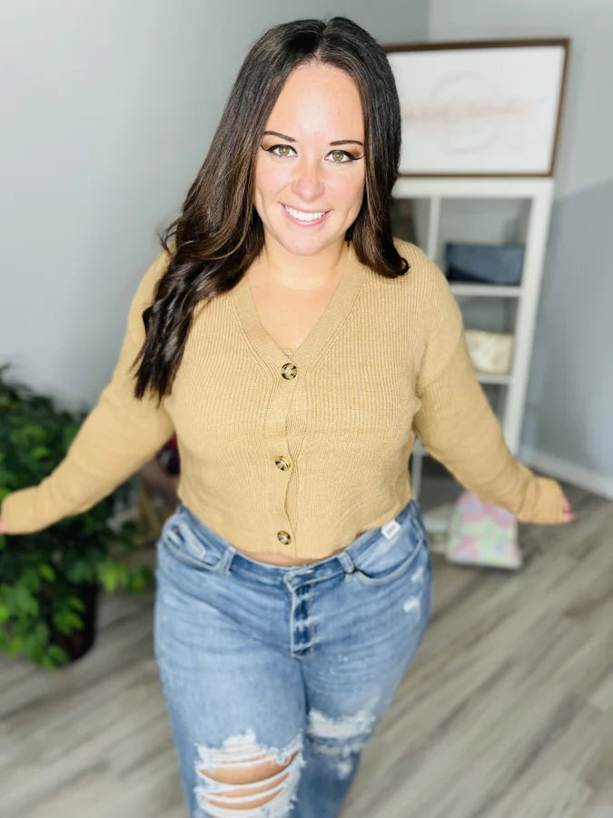 Reg. Almond Sleeveless Crop Top/Cardigan Sweater Set
