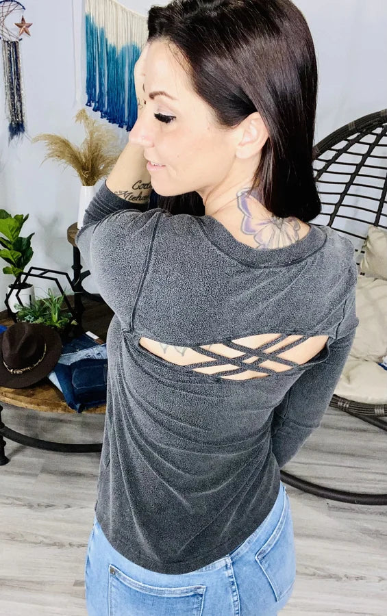 "Peek-a-Boo" 3/4 Sleeve Top - Reg/Plus (2 Colors)