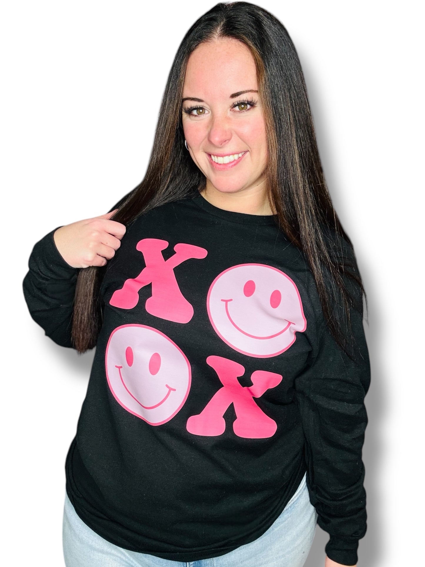 "XOXO Smile" Short Sleeve/Crewneck Sweatshirt