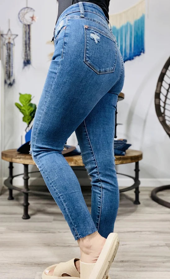 Judy Blue - "Chasing the Dandelions" High-Waisted Skinny Jeans - Reg/Plus