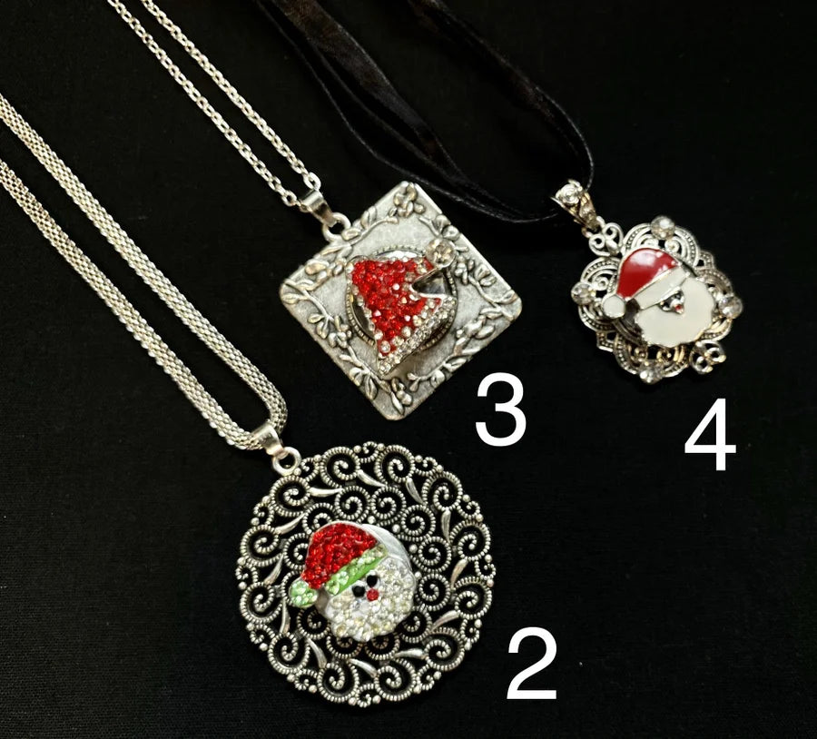 Santa Snap Necklaces