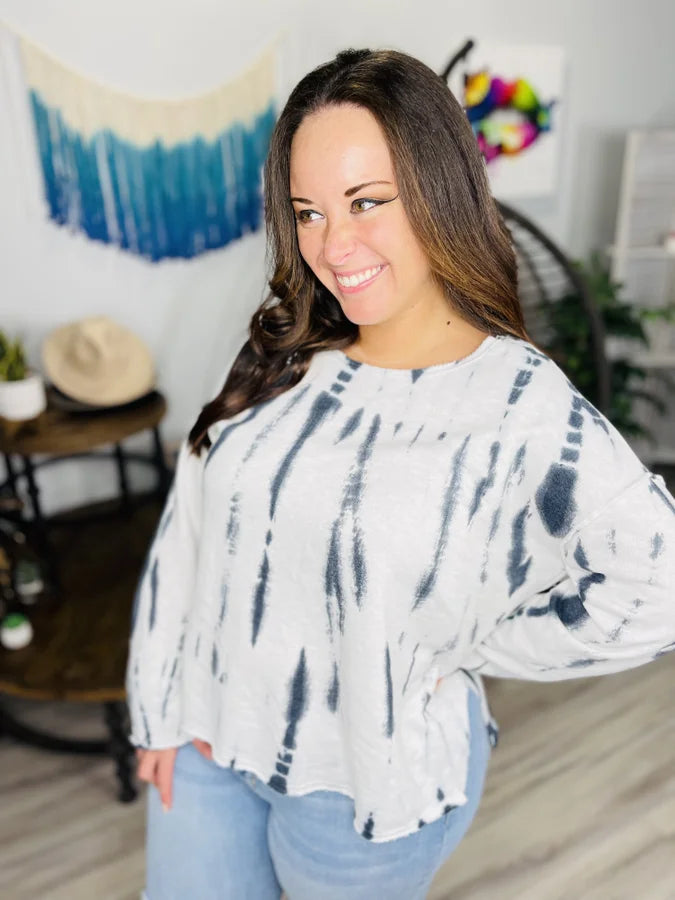 Reg. Ivory/Charcoal Tie Dye High-Low Long Sleeve Top