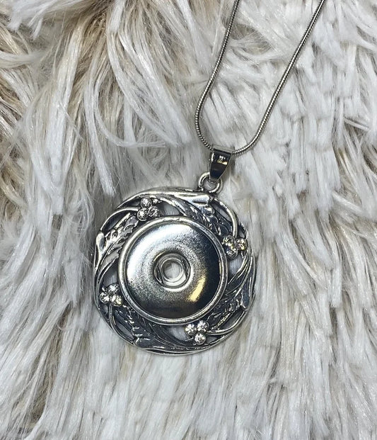 Lily Snap Jewel Necklace