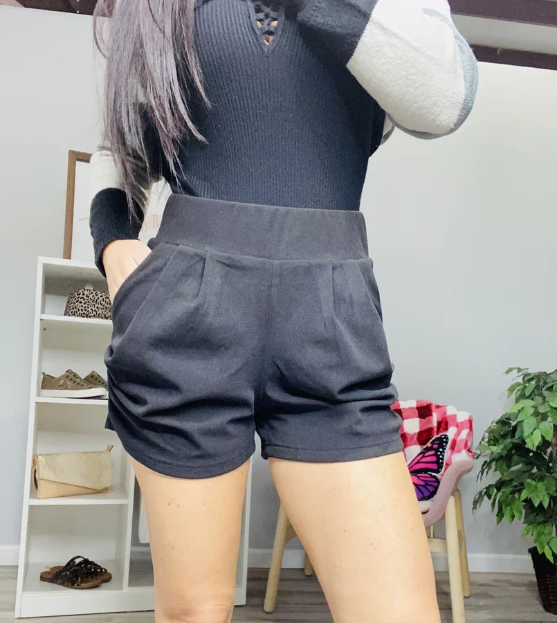 Reg/Plus Black Thick Knit Harem-Style Shorts
