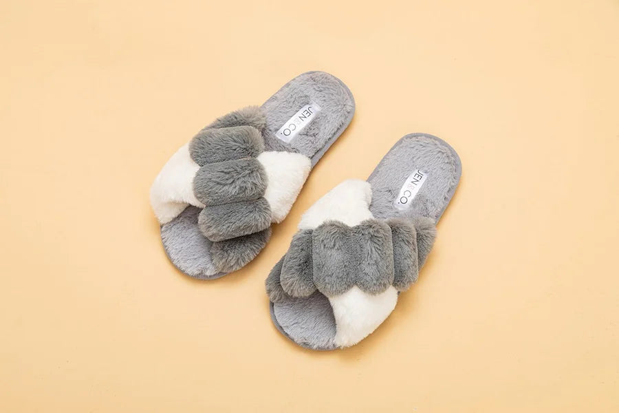 "Amanda" Fuzzy Slippers - Grey