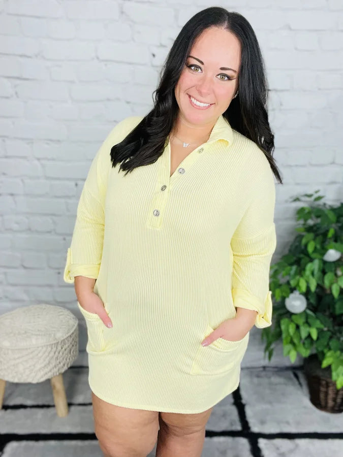 "Dressed for Comfort" Pale Yellow Dress - Reg/Plus