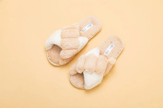 "Amanda" Fuzzy Slippers - Mocha