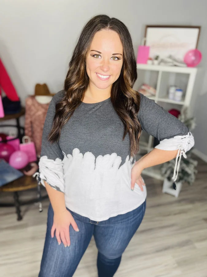 Reg. Charcoal/Ivory Tie Dye 3/4 Ruched Sleeve Top