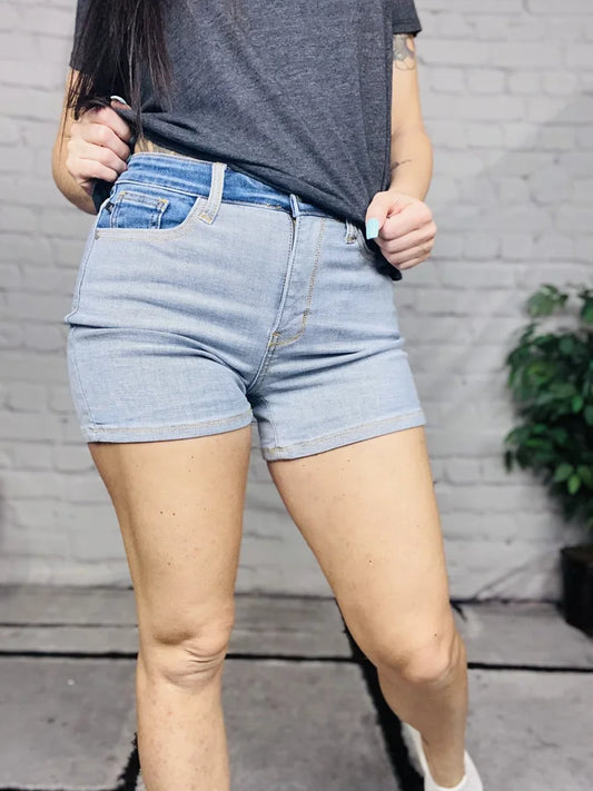 Judy Blue - "Molly" Color Block High-Waisted Shorts - Reg/Plus