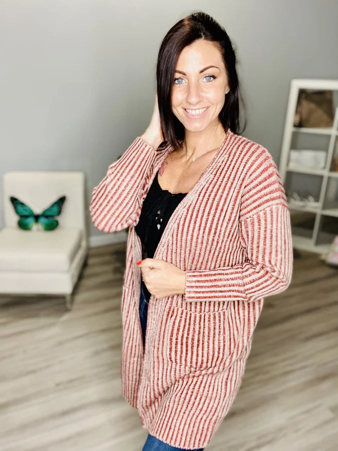 Reg. Ivory/Brick Red Ribbed Cardigan