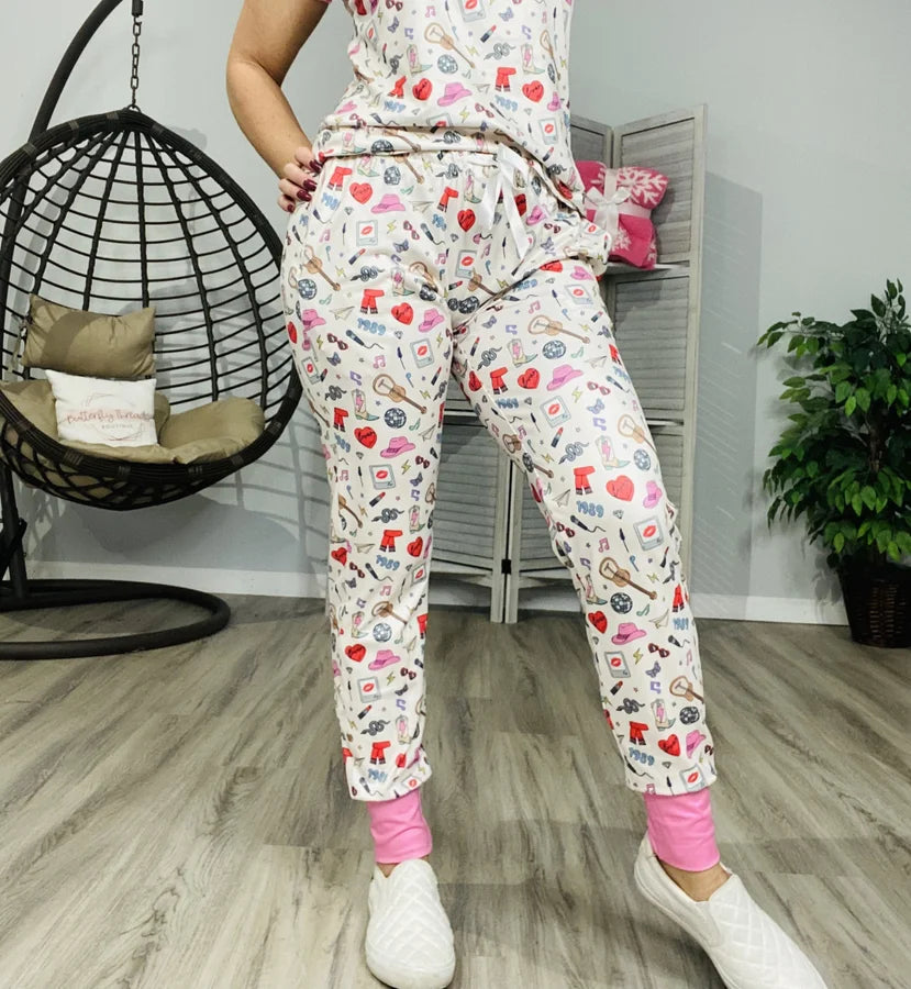 Shirley & Stone - "Eras" Short Sleeve Mommy/Me Pajama Set