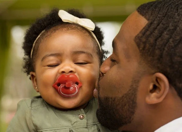 Chill Baby - Lips Pacifier (0-6 months)